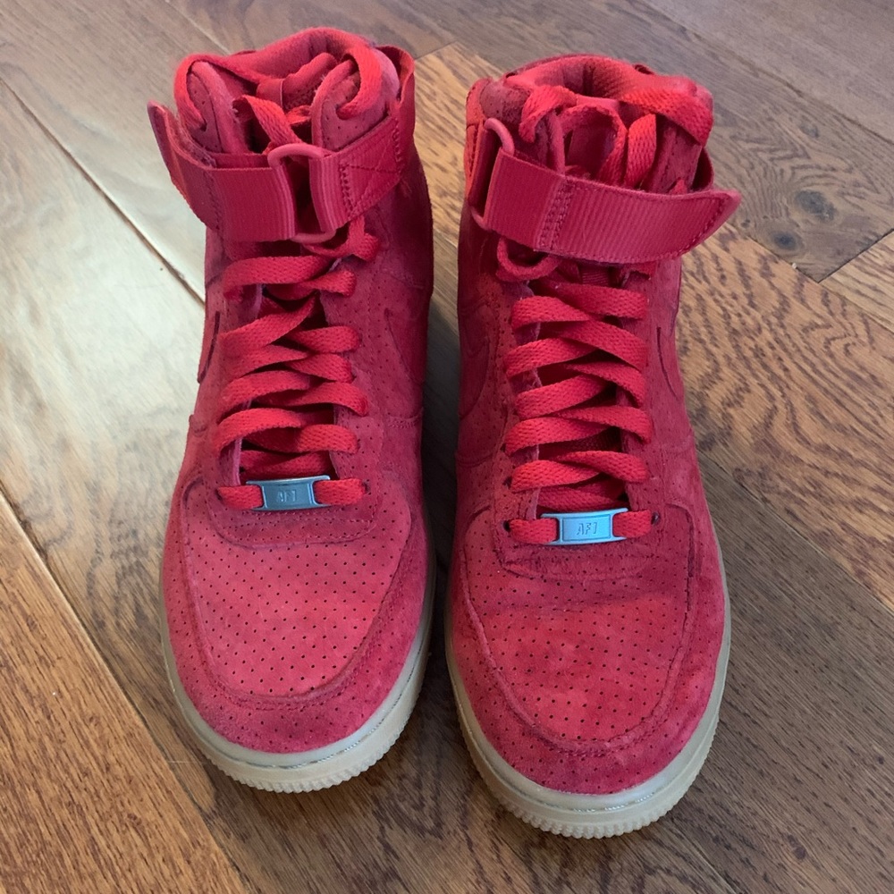 Nike Air Force 1 High Top - Red